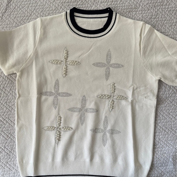 Elegant Cream with black trim women’s
 Crewneck Sweater with Embellishments - Picture 1 of 5